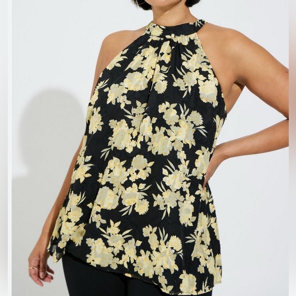 Torrid Mock Halter Neck Top(Size Medium Or Torrid 00)